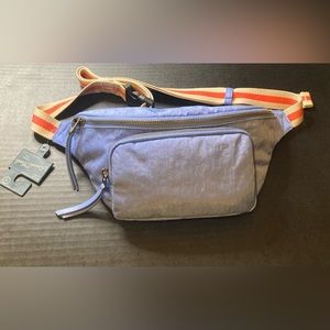 Universal thread Fanny Pack
